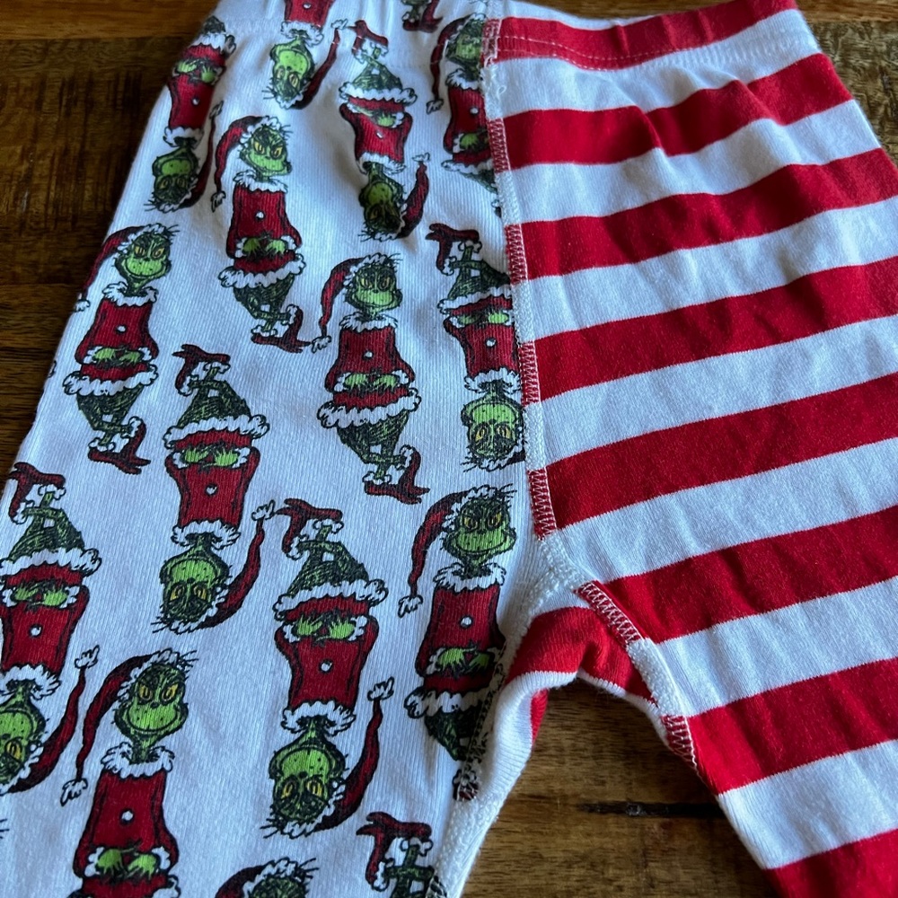 Hanna Andersson The Grinch Pajama Set - Picture 7 of 9